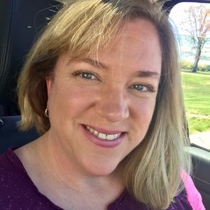 Meet your Posher, Corinne